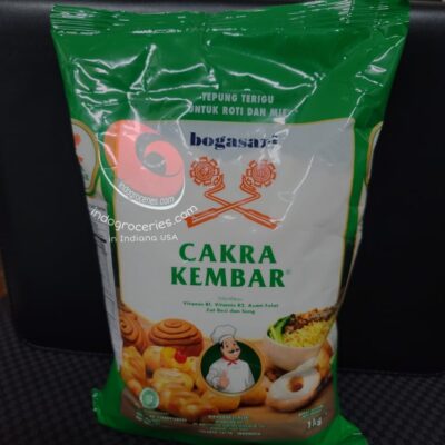 Bogasari Tepung Cakra Kembar / untuk Roti & Mie ( Flour )  - 1 kg (35.3 oz)