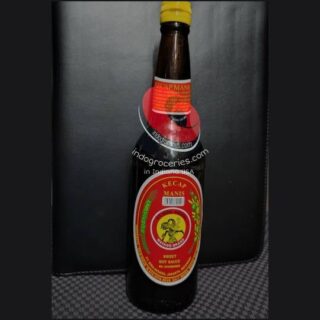 Wayang Kecap Manis (Sweet Soy Sauce) Glass Bottle - 21 oz